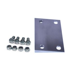 Alignment wedge for compensating misalignments of the rear carrier